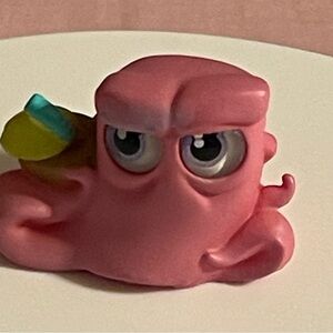 Disney Doorables color changing Hank Let’s Party series